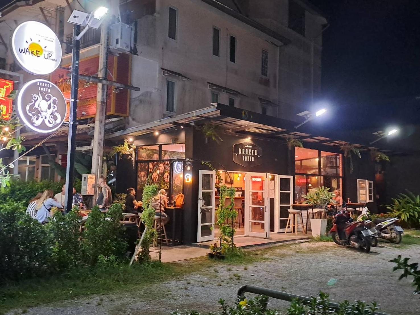 Wake Up @Lanta Hotel : Cafe Ko Lanta Екстериор снимка