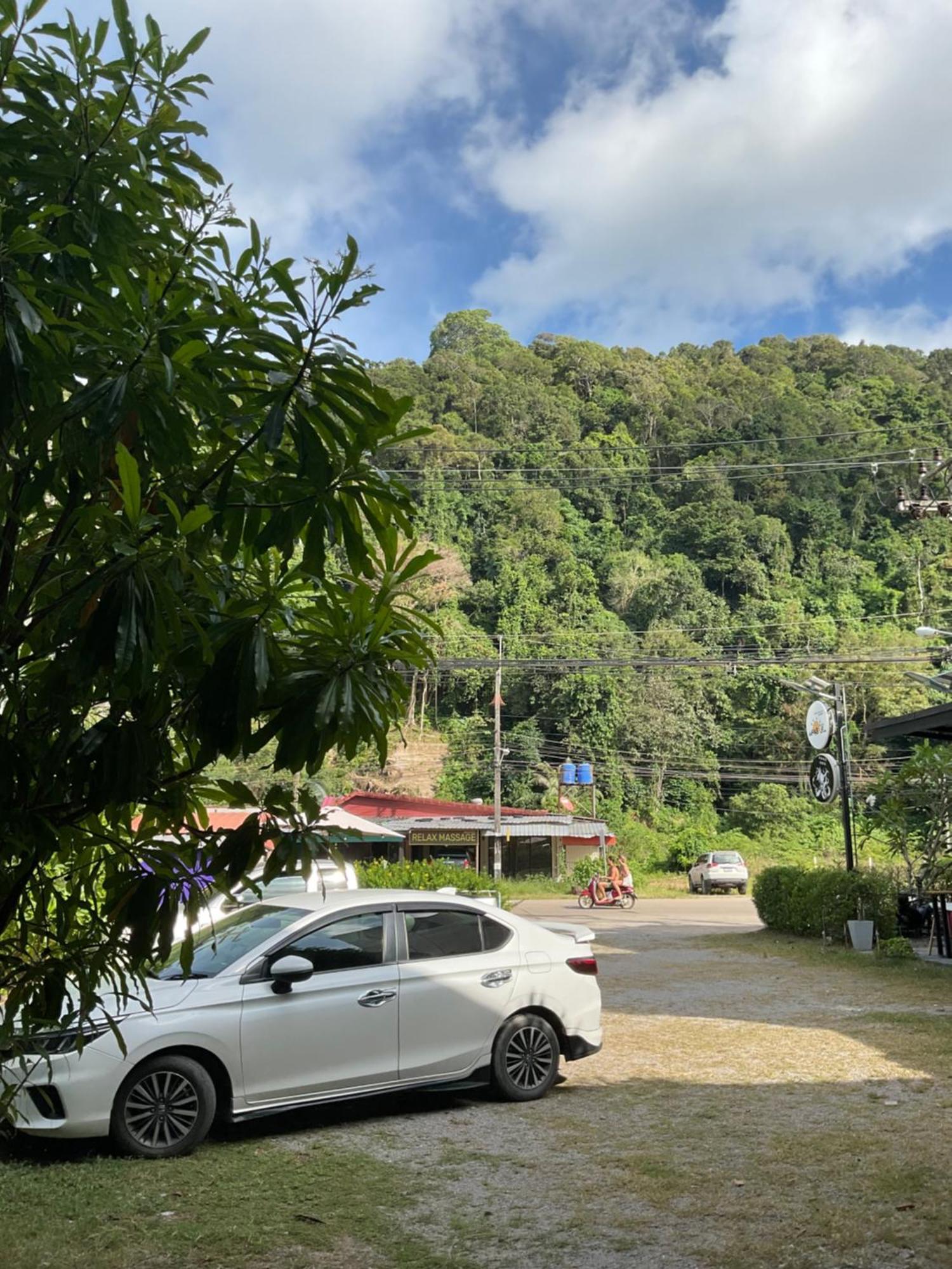 Wake Up @Lanta Hotel : Cafe Ko Lanta Екстериор снимка